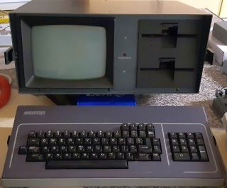 Kaypro IV/83